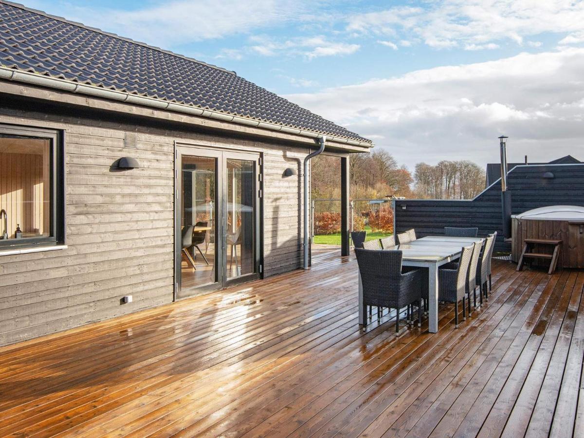 10 Person Holiday Home In Haderslev Exterior photo